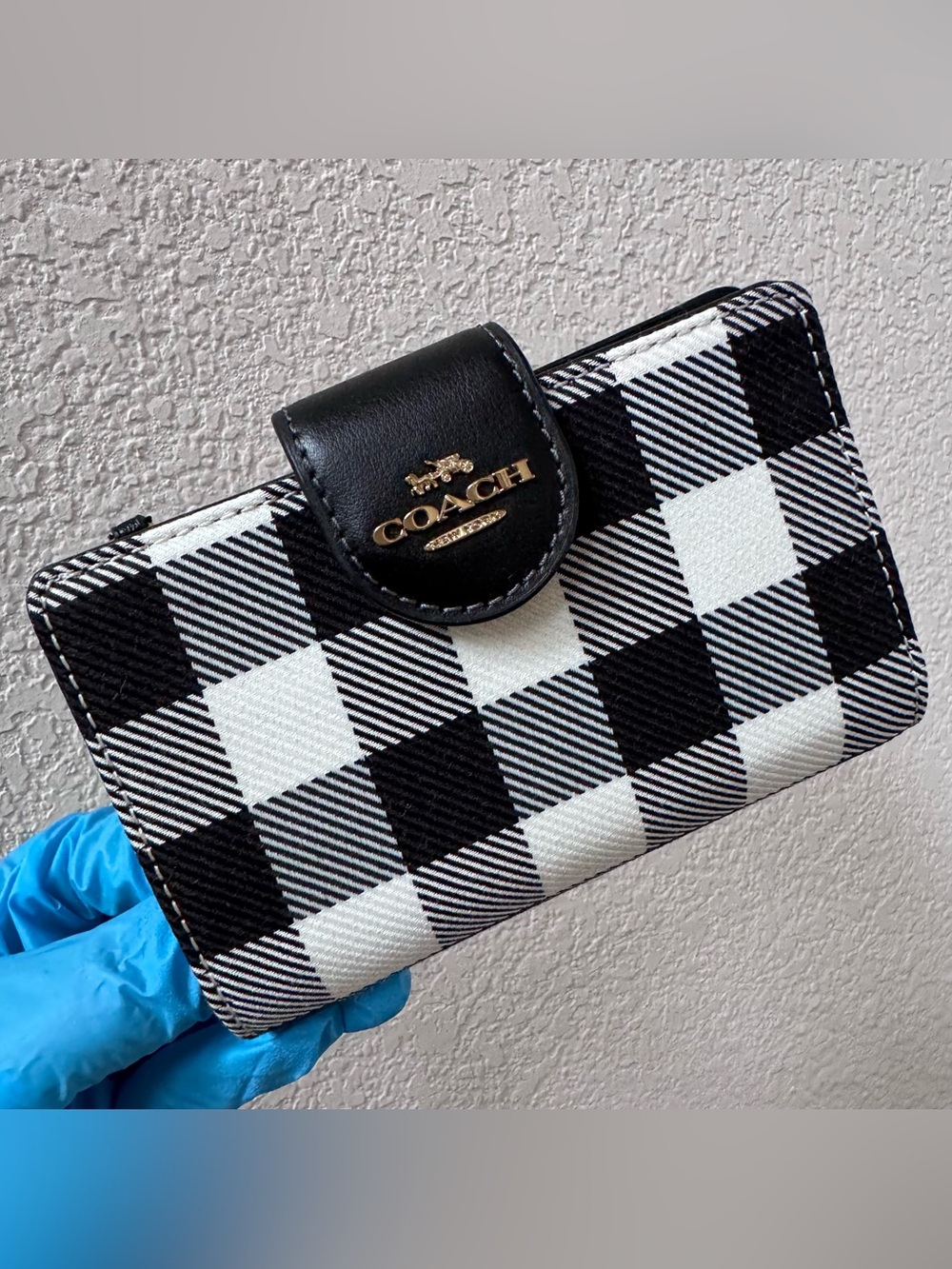 NWT Coach CFA18 Medium Corner Zip Wallet With Gingham Print Gold/Black Multi